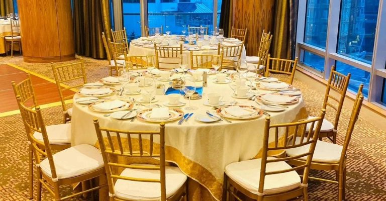 Kelowna Chiavari Chairs Rental, Kelowna Chiavari Chairs for Event
